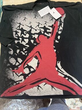 Oversized Jordan Black Tee with Red Jumpman Logo